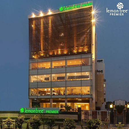 เลมอน ทรี พรีเมียร์ ปัตนา Hotel ปัฏนา ภายนอก รูปภาพ