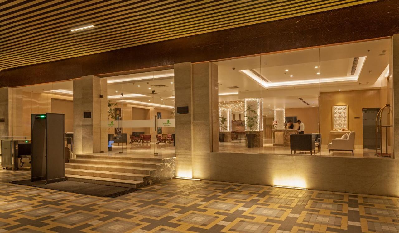 เลมอน ทรี พรีเมียร์ ปัตนา Hotel ปัฏนา ภายนอก รูปภาพ