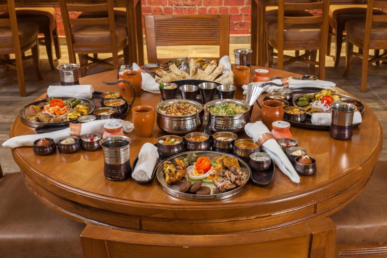 เลมอน ทรี พรีเมียร์ ปัตนา Hotel ปัฏนา ภายนอก รูปภาพ